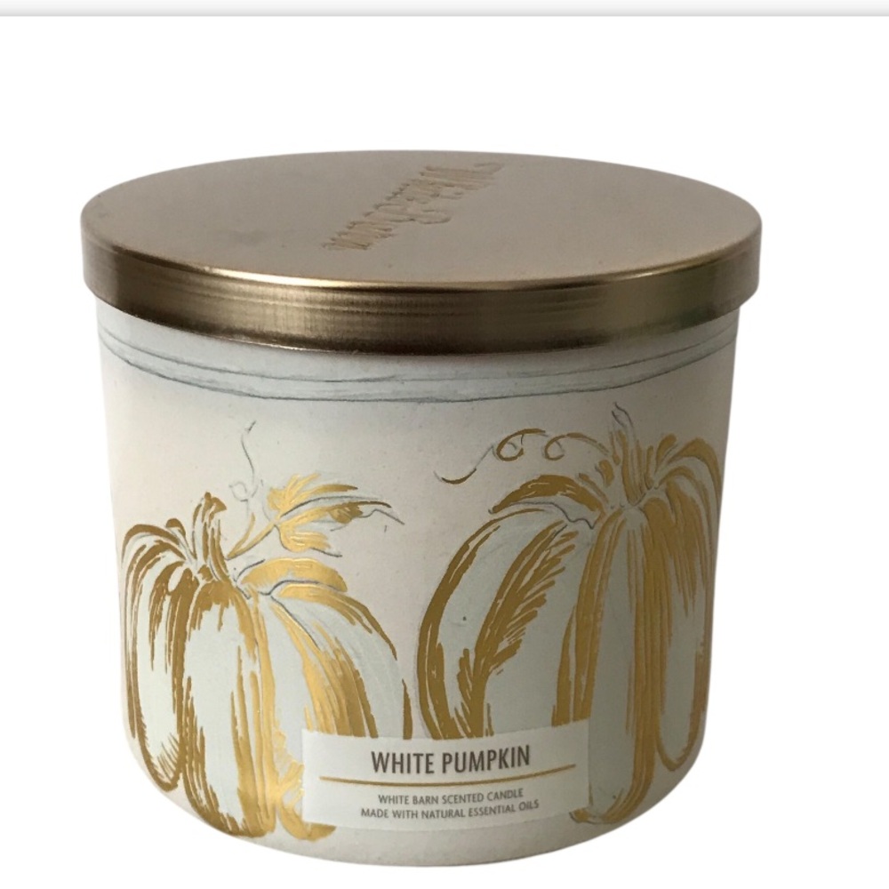 White Barn White Pumpkin Scented Candle